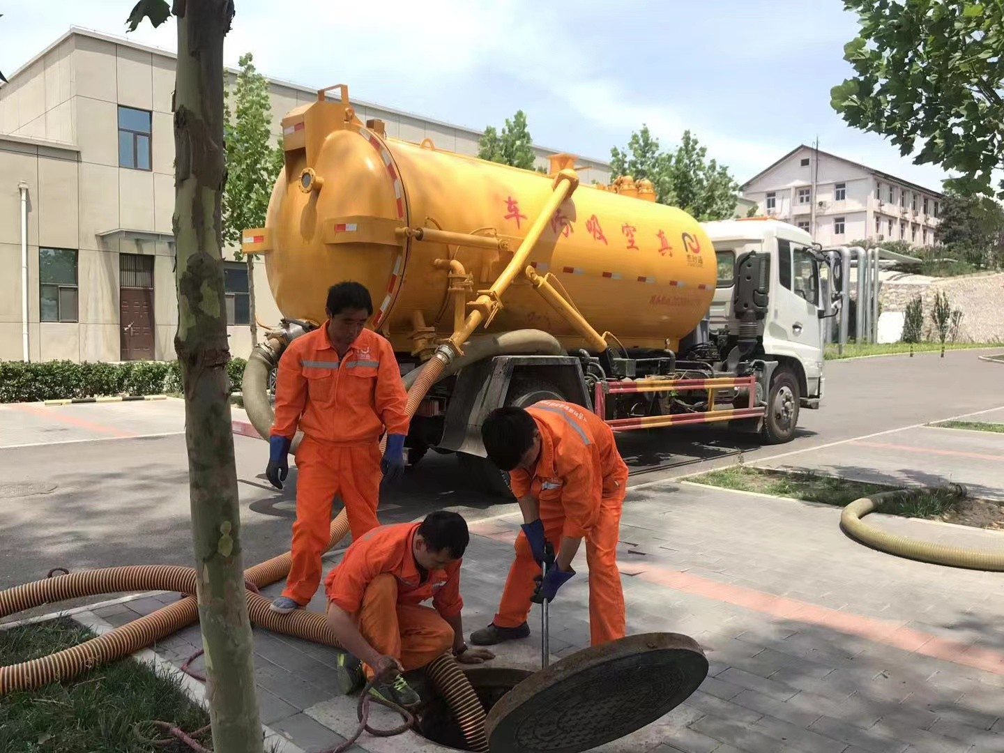 石首化粪池清理与5-8吨吸粪车施工效率分析